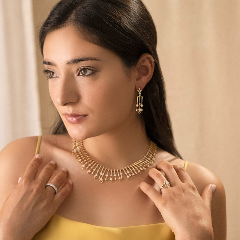 18K Yellow Gold & Diamond Necklace Set